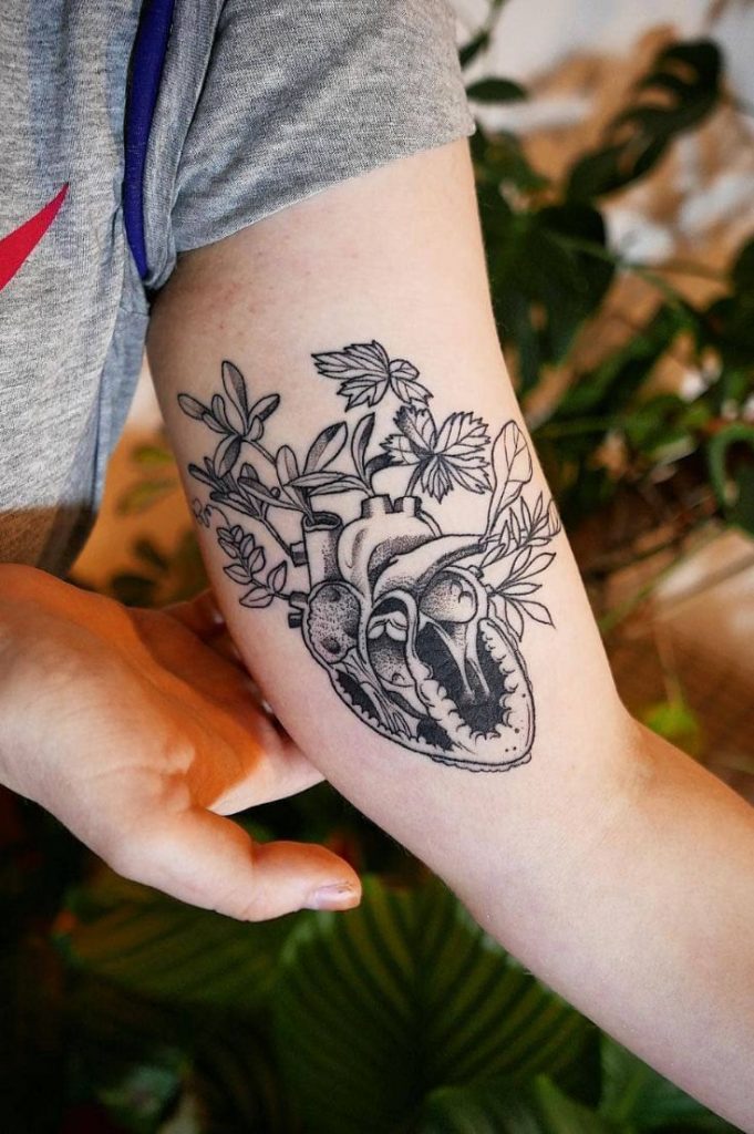 36 Most Beautiful Flower Tattoo Designs to Blow Your Mind - Page 30 of
